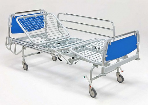 Купить Кровать медицинская реанимационная 4-х секционная с фиксированной высотой,  на колесах, регулировка секций - газовыми пружинами,   11-CP136 в Москве, цена - 95500 руб.